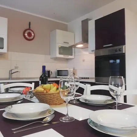 Ferienhaus Holiday Tanja *