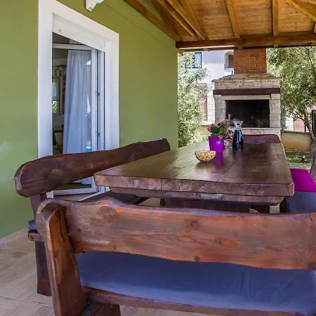 Holiday Tanja Holiday home Pula