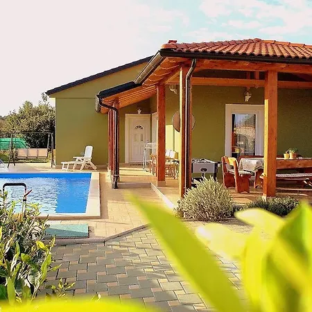 Holiday Tanja Tatil Evi Pula