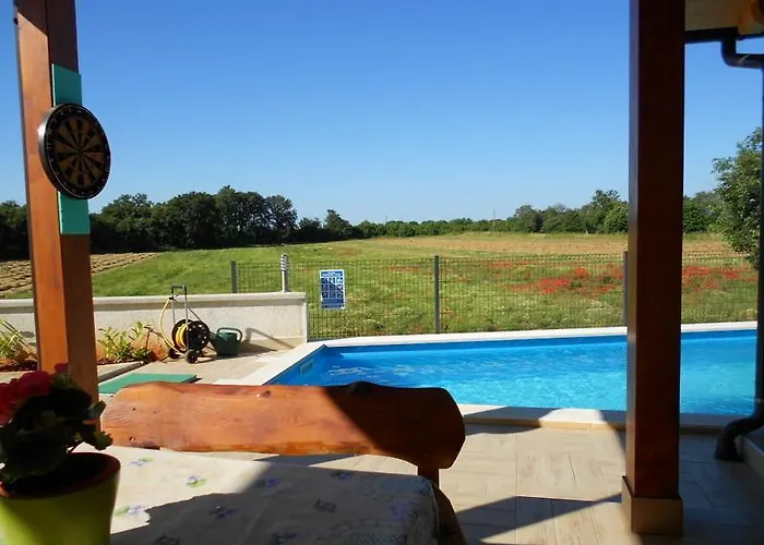 Holiday Tanja * Póla