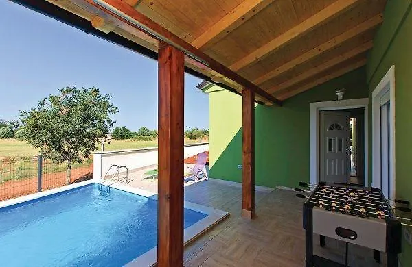 Holiday Tanja Nyaraló Póla